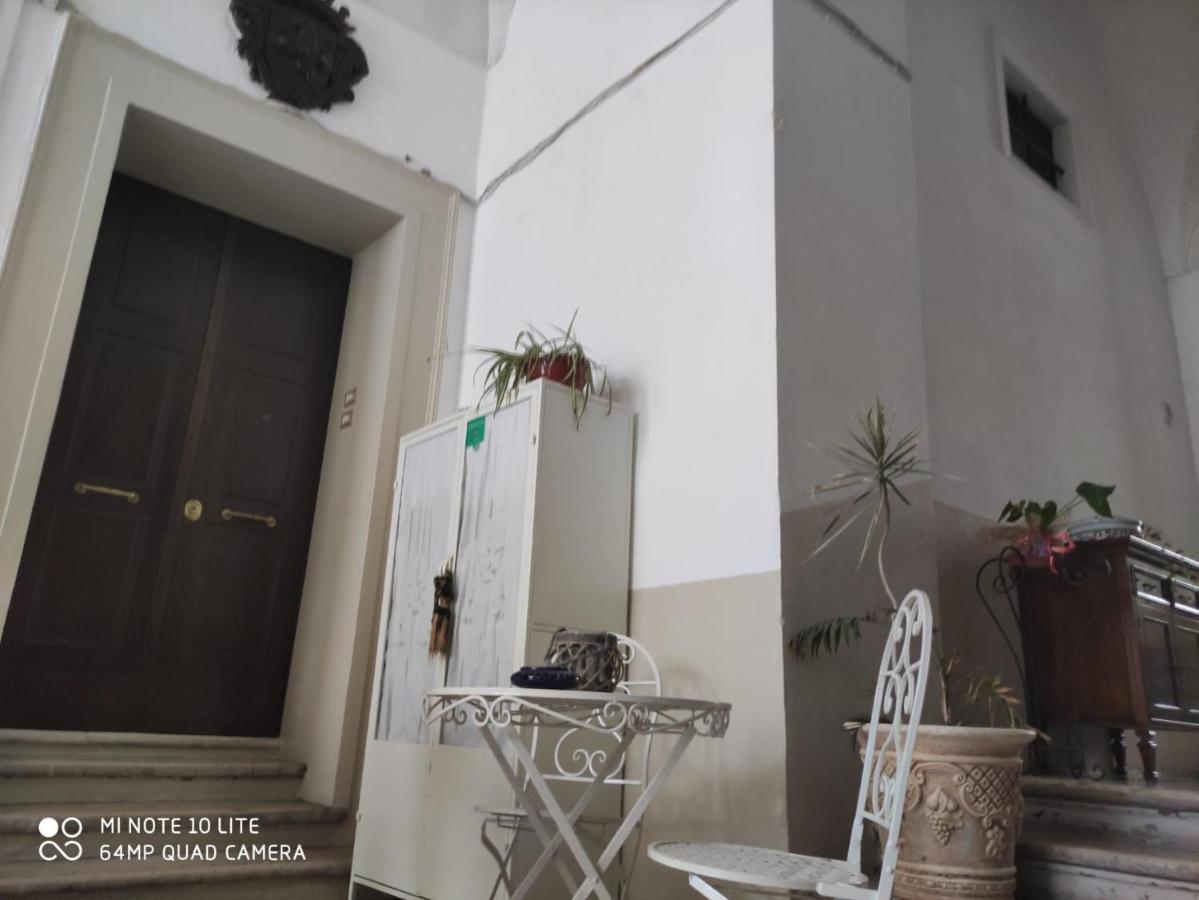 Bed and Breakfast Bbsantanna2 à Bari Extérieur photo